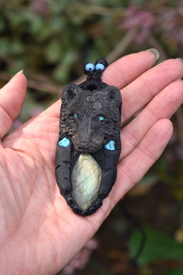 Wolf Pendant with Labradorite - Image 2