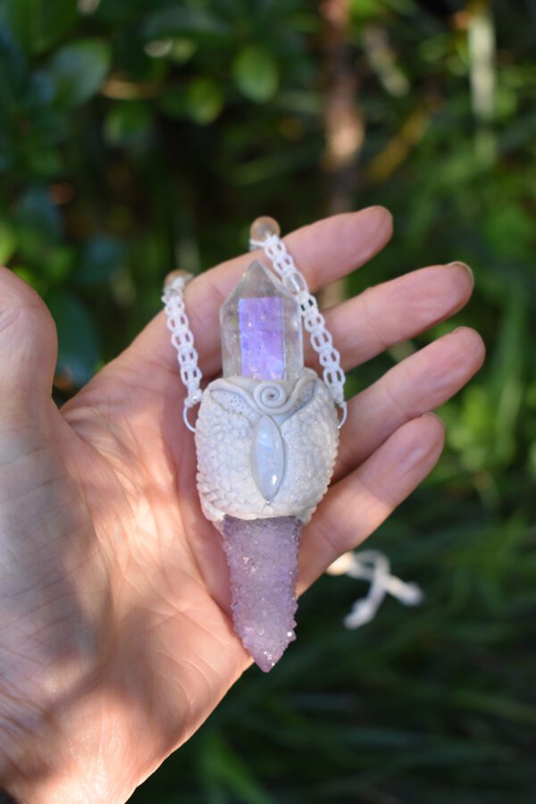Angel Aura and Spirit Quartz Pendant - Image 2