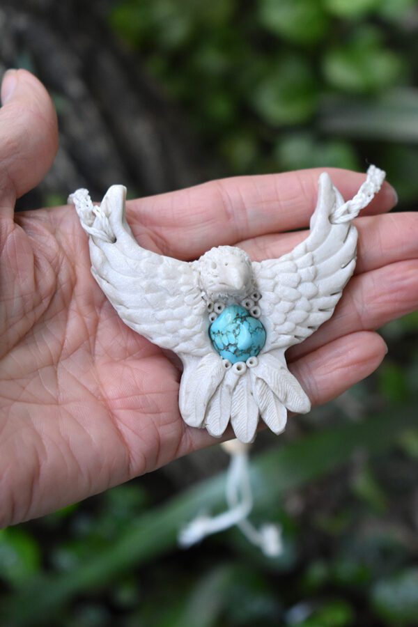 White Raven Power - Image 2