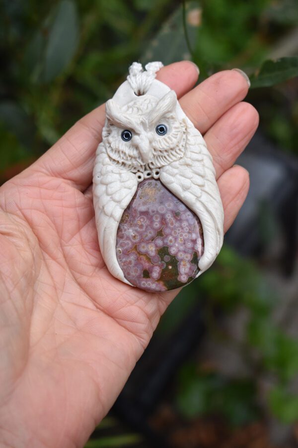 White Owl - Image 2