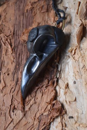 Large Raven Scull